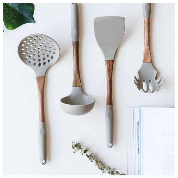 Silicone & Wood Kitchen Spatula Set | Kitchen utensils
