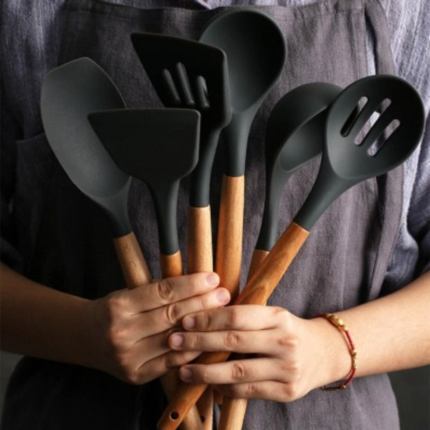 Black Silicone 8-Piece Kitchen Spatula Set | Kitchen utensils